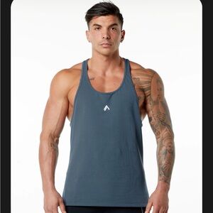 Stringer / tank top / gym